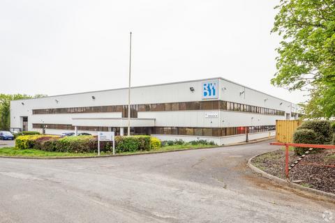 Distribution warehouse to rent, Tilers Rd Milton Keynes MK11 3EH