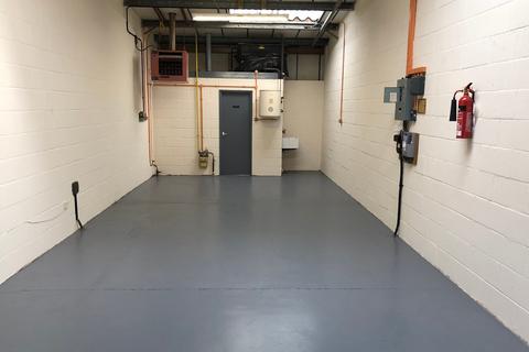 Warehouse to rent, Potters Ln Milton Keynes MK11 3HG