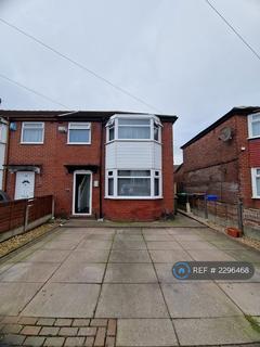 4 bedroom semi-detached house to rent, Seddon Avenue, Manchester, M18