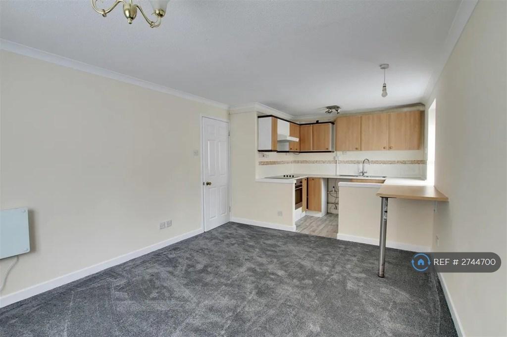 Lounge/Kitchen