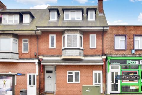 3 bedroom flat to rent, Bitterne Road West, Southampton, SO18