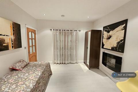 1 bedroom in a house share to rent, Lancelot Crescent, Wembley, HA0