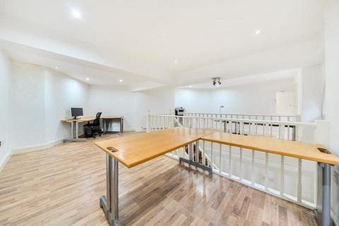 Office to rent, 11-15 Great Eastern St London EC2A 3EJ