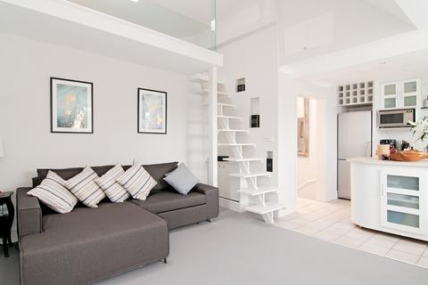 1 bedroom flat to rent, Ladbroke Gardens, W11