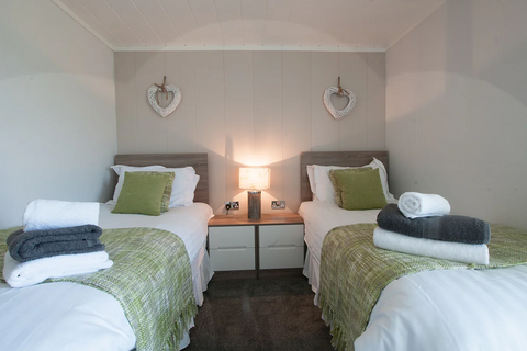 2 bedroom lodge for sale, Maesmawr Farm Resort, Cambrian Horizon Moat Lane, Caersws