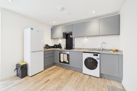 2 bedroom flat to rent, Bevington Bush, Liverpool L3