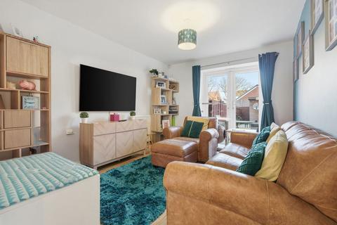 2 bedroom semi-detached house for sale, Tonbridge Drive, Basildon SS15
