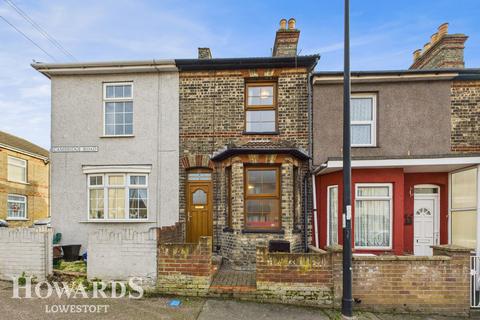 2 bedroom terraced house for sale, Cambridge Road, Lowestoft