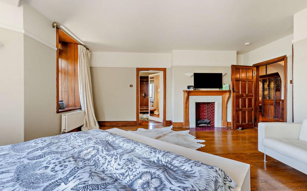 Principal Bedroom