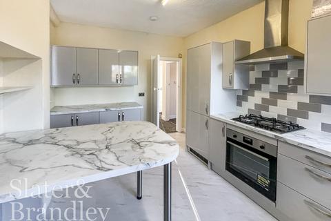 4 bedroom terraced house to rent, Eton Road, West Bridgford, Nottingham, Nottinghamshire, NG2