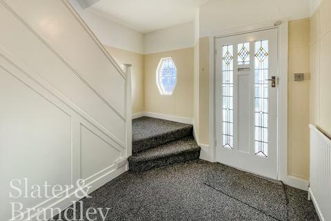 4 bedroom terraced house to rent, Eton Road, West Bridgford, Nottingham, Nottinghamshire, NG2