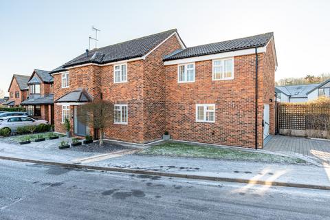 undefined, Furlong Way, Herts SG12