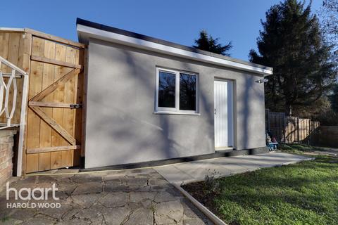 3 bedroom semi-detached bungalow for sale, Ingreway, Harold Park