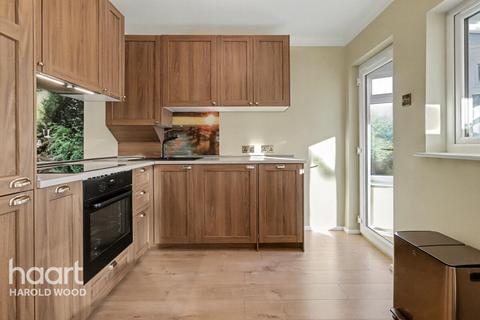 3 bedroom semi-detached bungalow for sale, Ingreway, Harold Park
