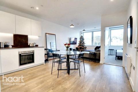 1 bedroom flat for sale, Eagle Way, Brentwood