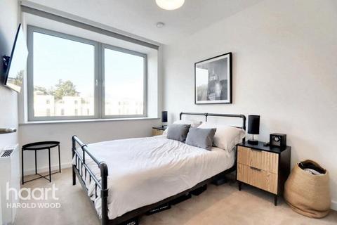 1 bedroom flat for sale, Eagle Way, Brentwood