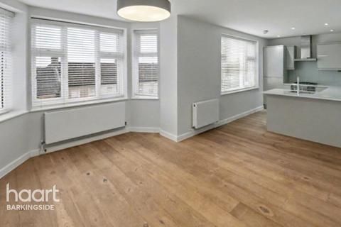 2 bedroom apartment for sale, Netley Road, Newbury Park
