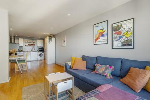 2 bedroom apartment for sale, Balmes Road, London, N1