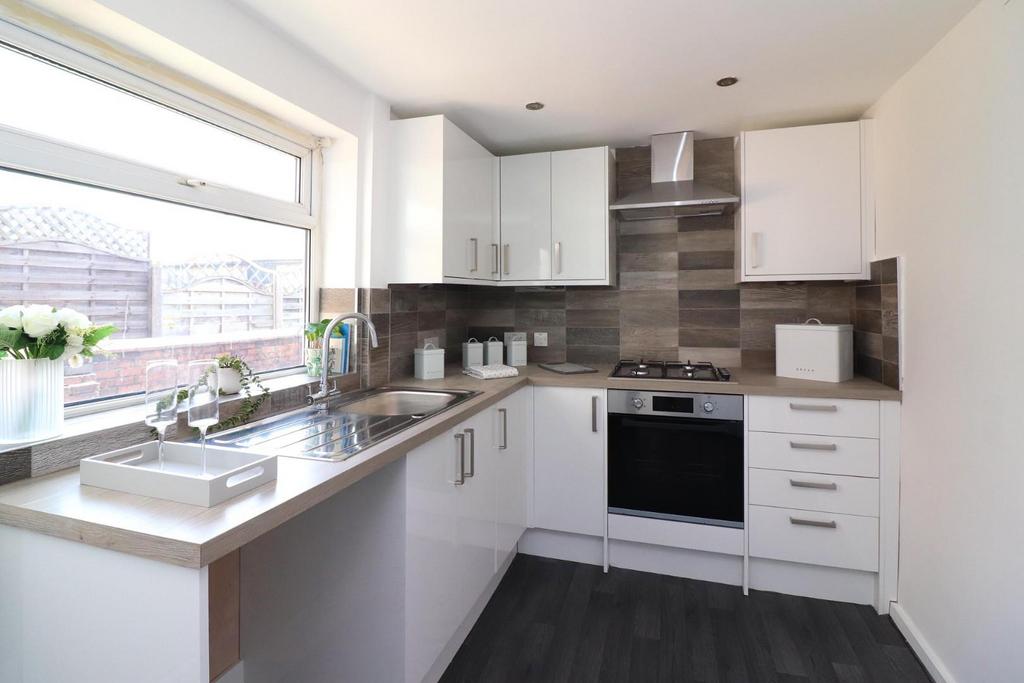 Kitchen .jpg