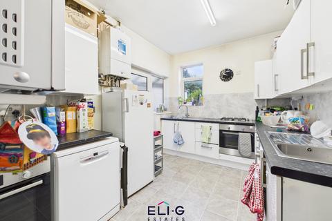 3 bedroom semi-detached house for sale, Russell Gardens, NW11
