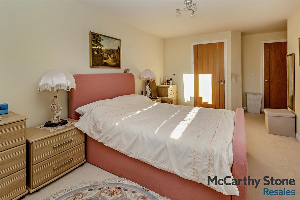 8673932-interior03-800.jpg