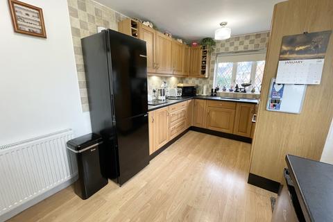3 bedroom bungalow for sale, Woodland Close, Hambleton FY6