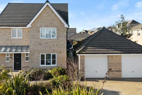 4 bedroom detached house for sale, Meadow Lane, Great Bentley, Colchester, CO7