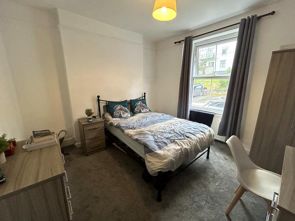 Bed 1