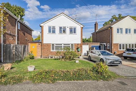 St. Lawrence Way, Bricket Wood, St. Albans
