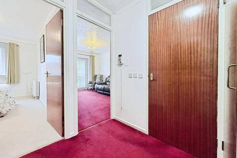 1 bedroom apartment for sale, The Dell, Great Baddow, Chelmsford, CM2