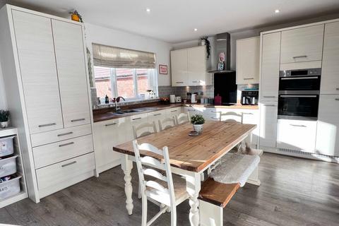 undefined, Houghton Grove, Exeter, EX1