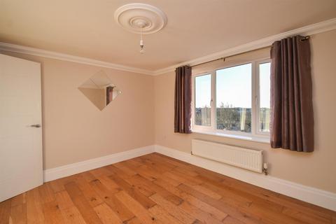 3 bedroom penthouse to rent, The Ridge, Hastings TN34