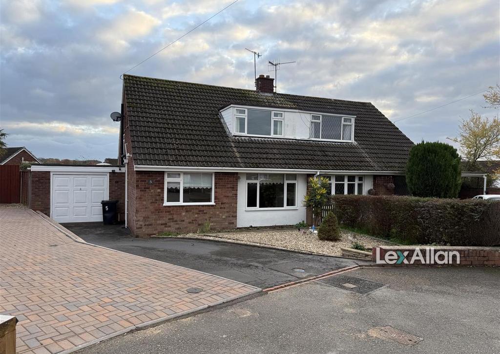 Chestnut Close Norton 2.jpg