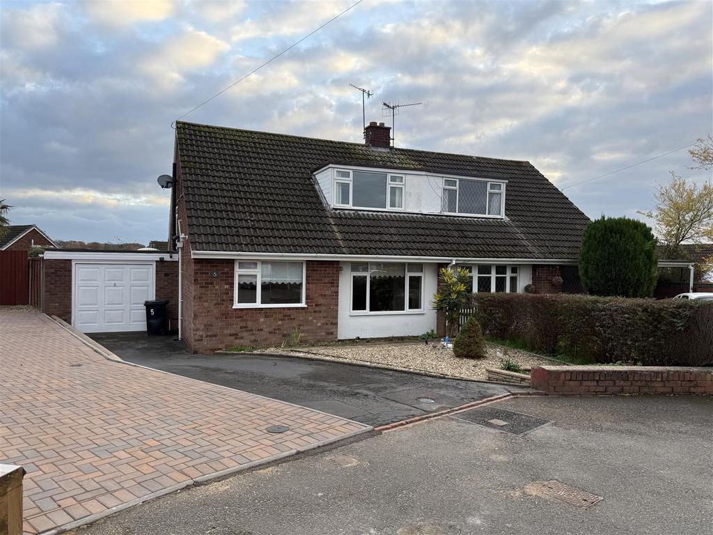 Chestnut Close Norton 1.jpg
