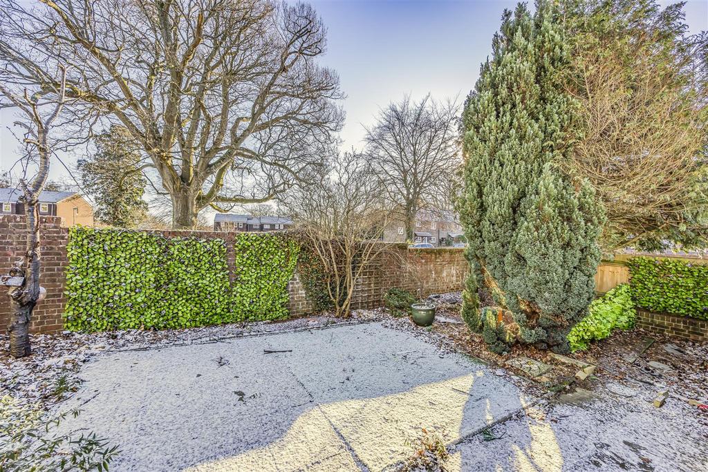 37 Springwood Avenue, Waterlooville-Portico Marketi