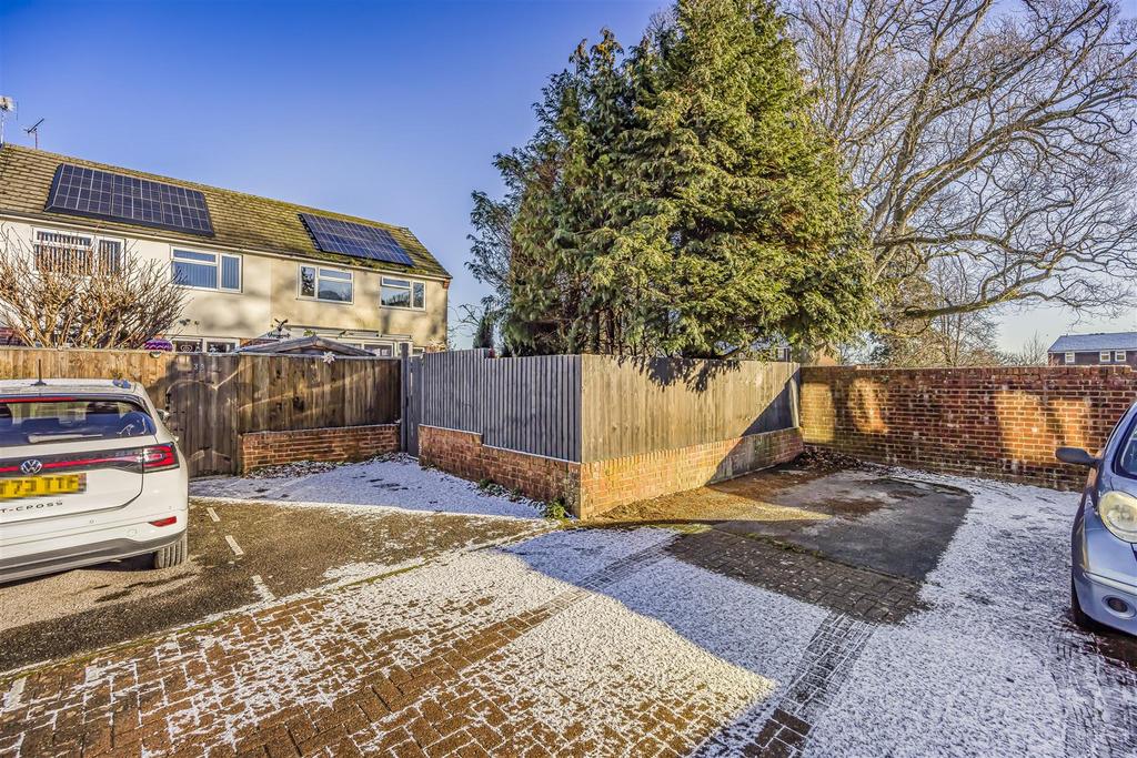 37 Springwood Avenue, Waterlooville-Portico Marketi