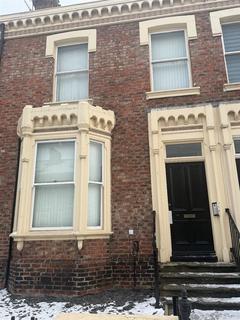 Studio to rent, Azalea Terrace North Room 3, Sunderland