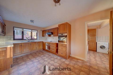 undefined, Parmington Close, Callow Hill, B97