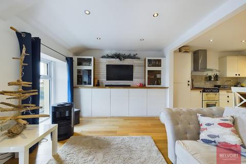 1 bedroom flat to rent, Pearl Court, Oystermouth Road, Swansea, SA1