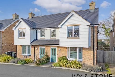 4 bedroom semi-detached house to rent, Grove Lane, Chigwell, Essex, IG7