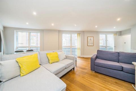 2 bedroom flat for sale, Black Friars Lane, London EC4V