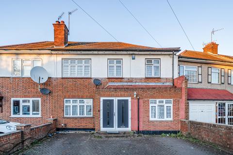 Kingshill Avenue, Northolt