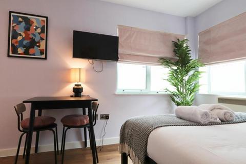 Studio to rent, Amberley Road, London W9