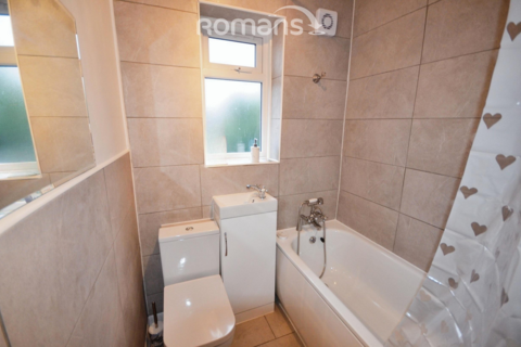 2 bedroom flat to rent, Windsor Road, Slough, SL1
