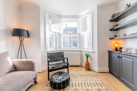 2 bedroom semi-detached house for sale, Silverdale Road, Tunbridge Wells TN4