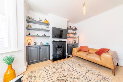 2 bedroom semi-detached house for sale, Silverdale Road, Tunbridge Wells TN4