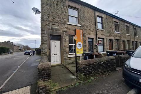 3 bedroom house to rent, New High street, Buxton