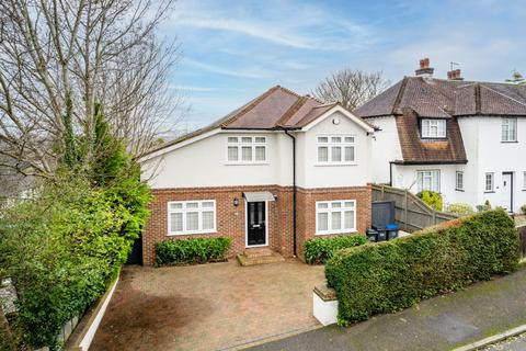 3 bedroom detached house for sale, Hillside Road, Coulsdon, CR5