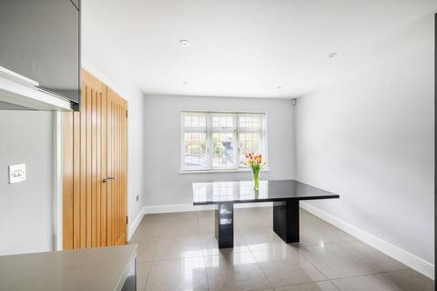 3 bedroom detached house for sale, Hillside Road, Coulsdon, CR5