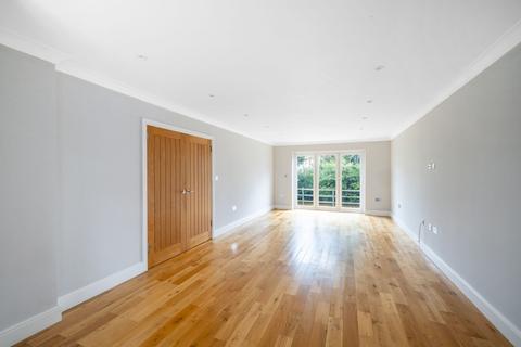3 bedroom detached house for sale, Hillside Road, Coulsdon, CR5